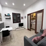 Bed & Breakfast La Corte Degli Spada - Borgo Antico Del Salento 4*