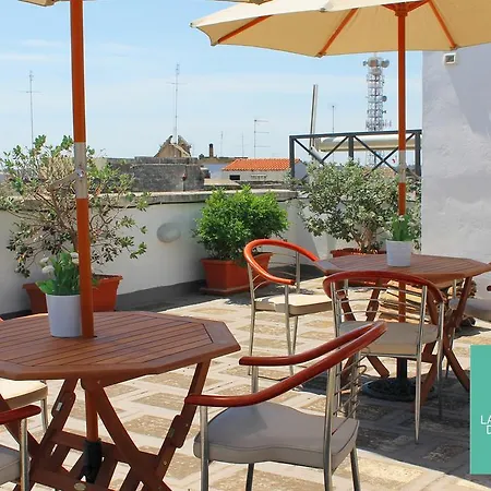 לינה וארוחת בוקר La Corte Degli Spada - Borgo Antico Del Salento 4*