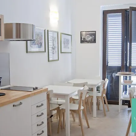 La Corte Degli Spada - Borgo Antico Del Salento לינה וארוחת בוקר