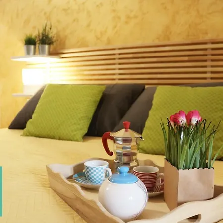 לינה וארוחת בוקר La Corte Degli Spada - Borgo Antico Del Salento 4*