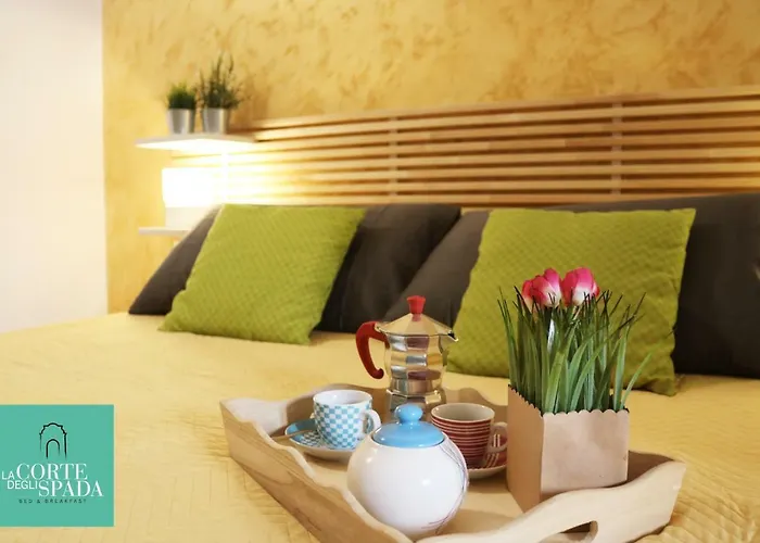 Bed & Breakfast La Corte Degli Spada - Borgo Antico Del Salento 4*