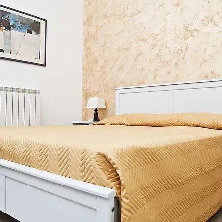 La Corte Degli Spada - Borgo Antico Del Salento Bed & Breakfast