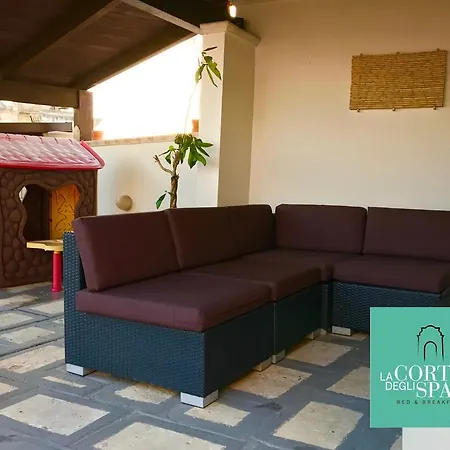 La Corte Degli Spada - Borgo Antico Del Salento Bed & Breakfast