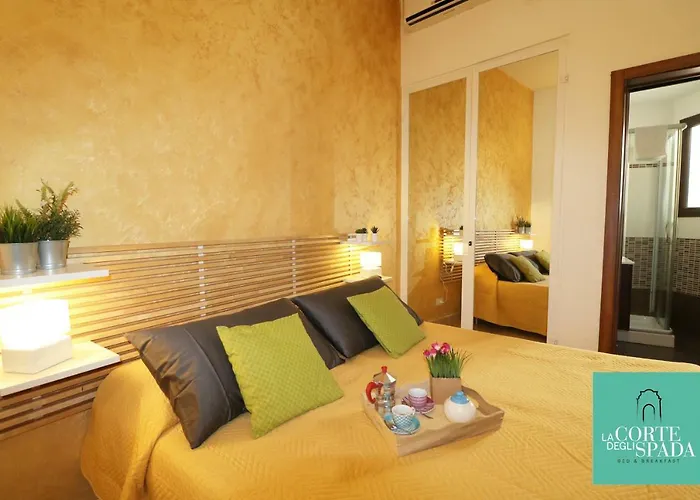 La Corte Degli Spada - Borgo Antico Del Salento 住宿加早餐酒店 4*